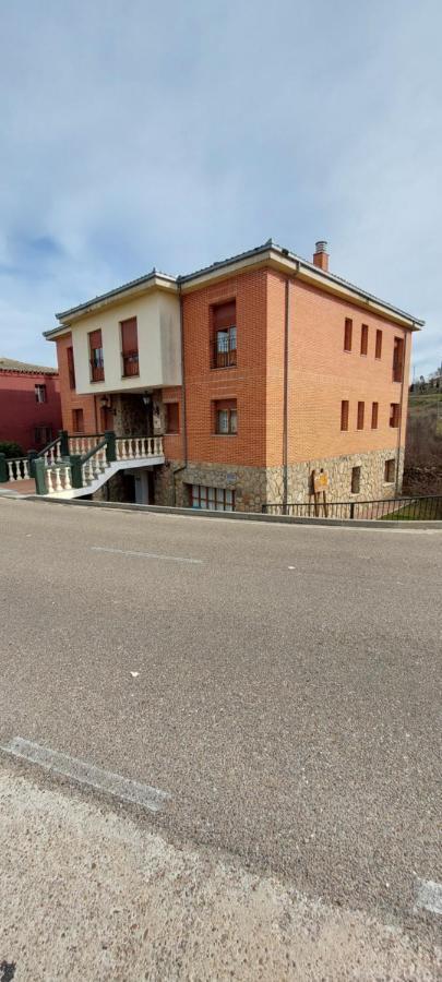 Hotel Rural El Vedal Muelas del Pan Exterior foto