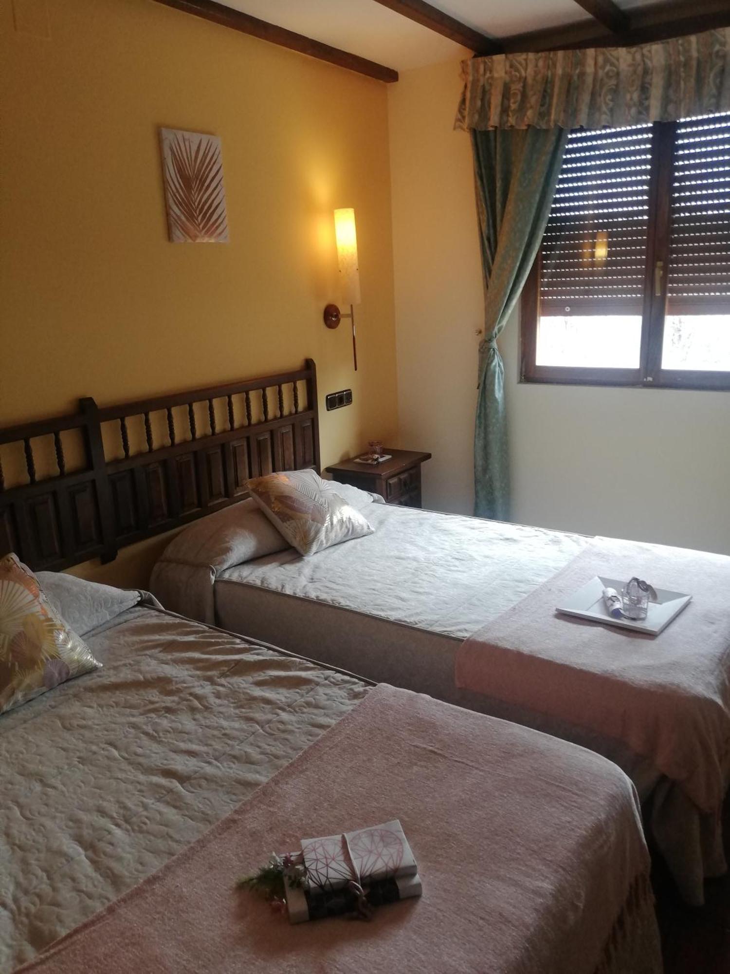 Hotel Rural El Vedal Muelas del Pan Cameră foto